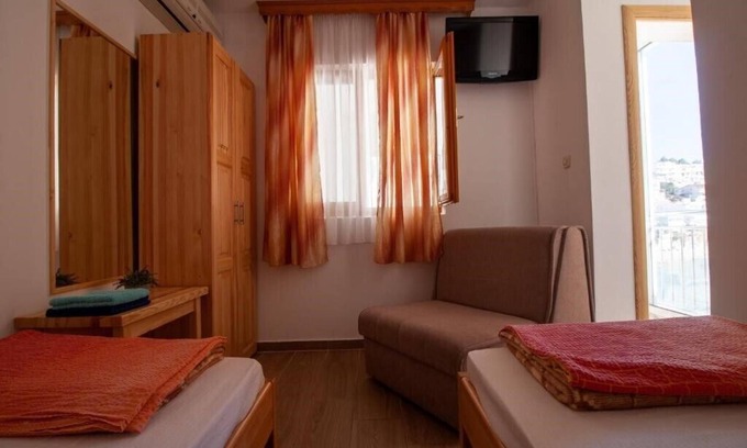 Neum Apartment | 3 Triple Room With Private Parking