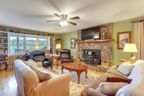 Marble House | 30 Acres of Mountainside Peace Home in Marble