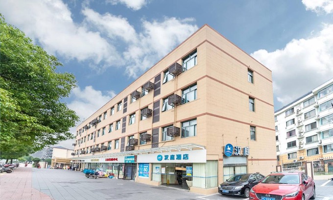 Qingpu Hotel | 30 m² Hotel ∙ 10 guests