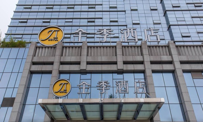 Jinniu Hotel | 30 m² Hotel ∙ 4 guests