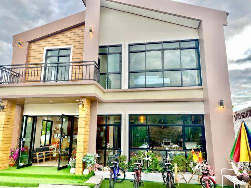 Chiang Khan Hotel | 30 m² Hotel ∙ 4 guests