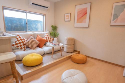 Okubo Apartment | 30 Shin-okubo subways 5 mins,more than 11 people,big mansion