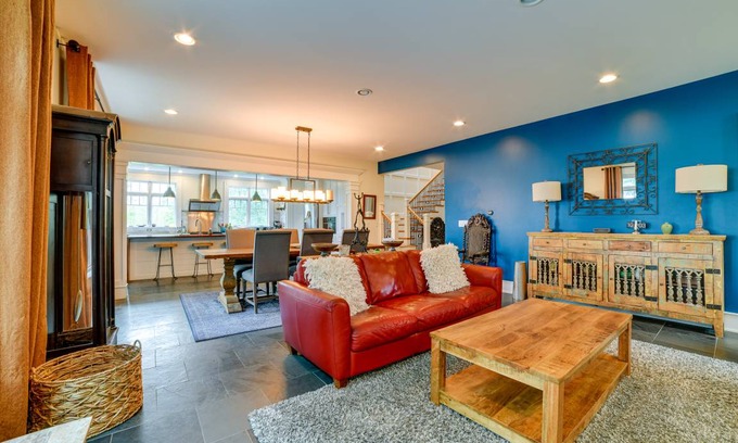Ithaca House | 306 m² House ∙ 4 bedrooms ∙ 10 guests