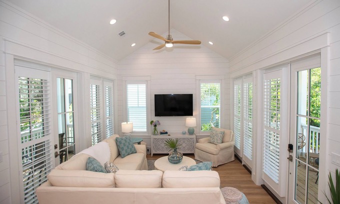 Seagrove Beach House | 30A Fun in the Sun 5 minute walk to a Public Beach no Private Beach Hassles