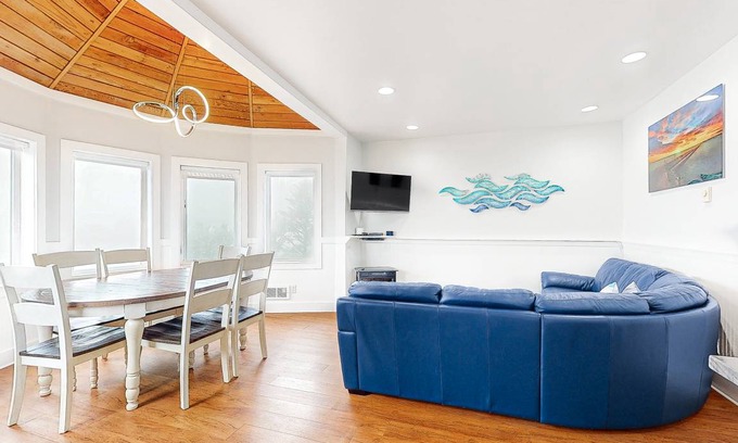 Oceanside House | 316 m² House ∙ 7 bedrooms ∙ 17 guests