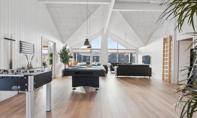 Houstrup House | 320 m² House ∙ 1 bedroom ∙ 26 guests