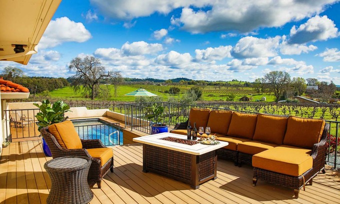 Shenandoah Valley House | 325 m² House ∙ 4 bedrooms ∙ 8 guests