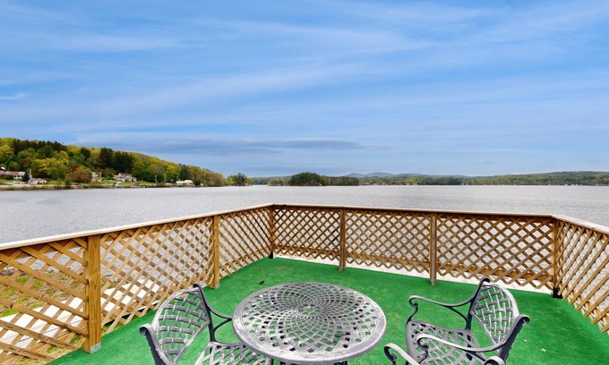 Lochmere House | 325 m² House ∙ 4 bedrooms ∙ 14 guests