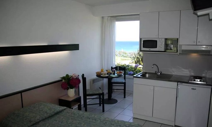 Trevou-Treguignec House | 34 m² House ∙ 1 bedroom ∙ 5 guests