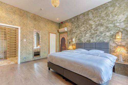 Outremeuse Hotel | 35 m² Hotel ∙ 3 guests