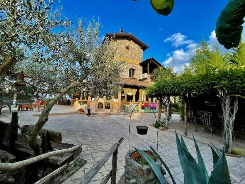 Frasso Telesino Villa | 350 m² Villa ∙ 7 bedrooms ∙ 16 guests