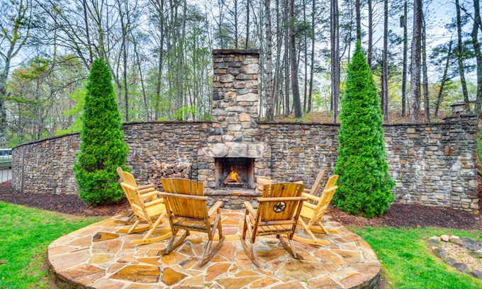 Dahlonega House | 352 m² House ∙ 5 bedrooms ∙ 12 guests