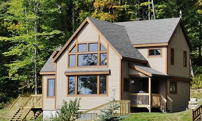 Stoneham Ski Chalet | 36- Chalet à louer à Stoneham
