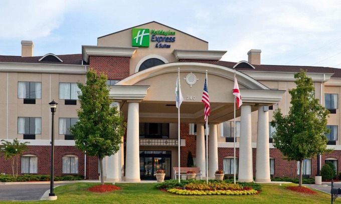 Pell City Hotel | 36 m² Hotel ∙ 127 guests