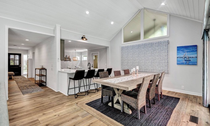 Sea Pines House | 36 Wisteria @ Sea Pines | Private Pool | Bunk Room | Screened in Porch