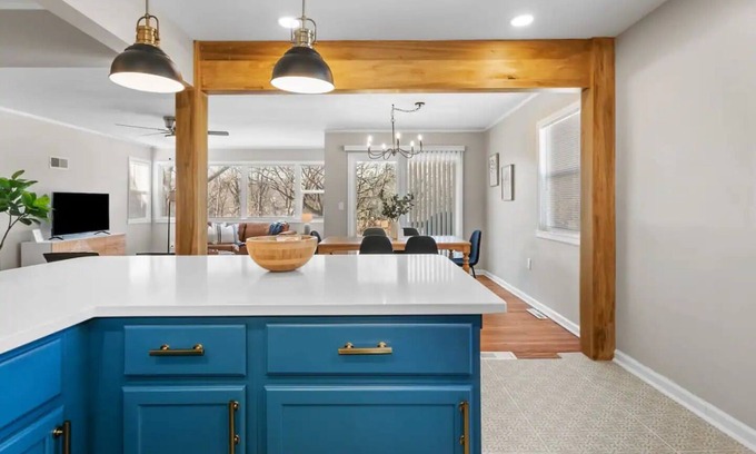 Independence House | 3610 South Crysler Avenue, Cozy 4BR Home-Close to Stadiums