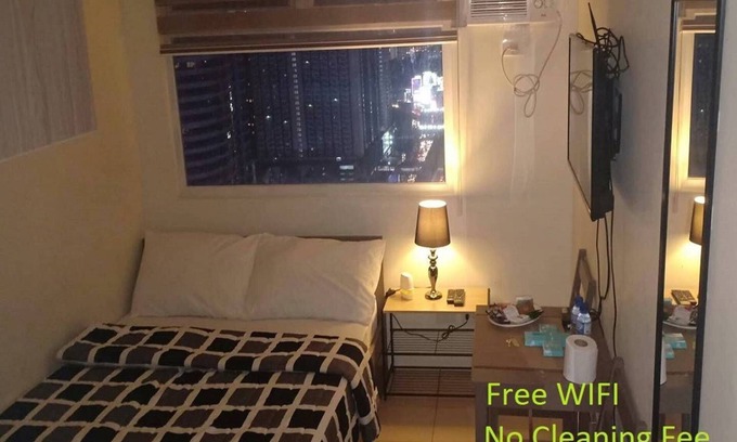 Highway Hills Apartment | 37 High Floor Clean Cozy Simple unit@Urban Deca Tower EDSA