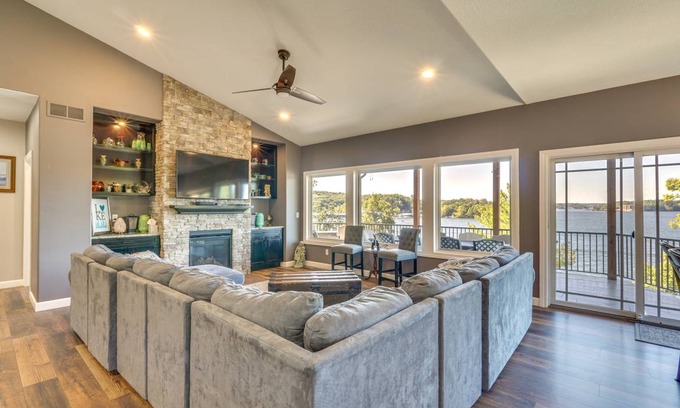 Linn Creek House | 371 m² House ∙ 9 bedrooms ∙ 20 guests