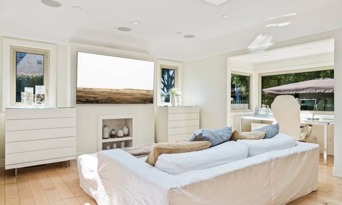 Norma Triangle House | 372 m² House ∙ 3 bedrooms ∙ 6 guests
