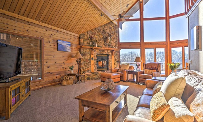Merrimac House | 380 m² House ∙ 5 bedrooms ∙ 12 guests
