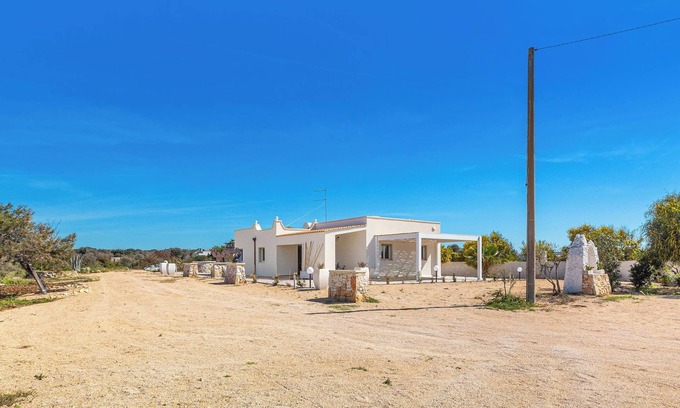 Torre Lapillo Apartment | 3863 Dimora Le Frasche - Trilo 1 by BarbarHouse