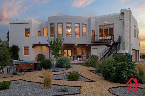 North Albuquerque Acres House | 397 m² House ∙ 5 bedrooms ∙ 12 guests
