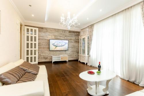 Tbilisi City Centre Apartment | 3BD-2BTH apartment in Tbilisi city center