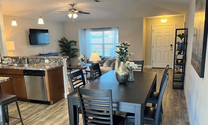 Newberry House | 3bdrm/2 bath home just 16 miles from UF