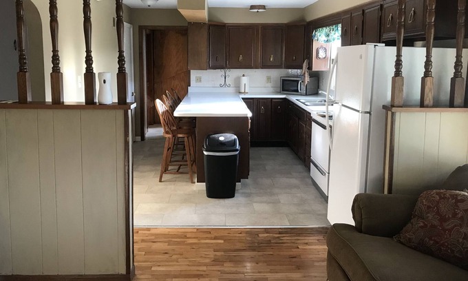 Maryville House | 3bed..2bth with W/D