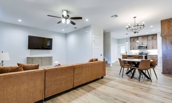 San Angelo House | 3BR/2.5 BA - Brand New!