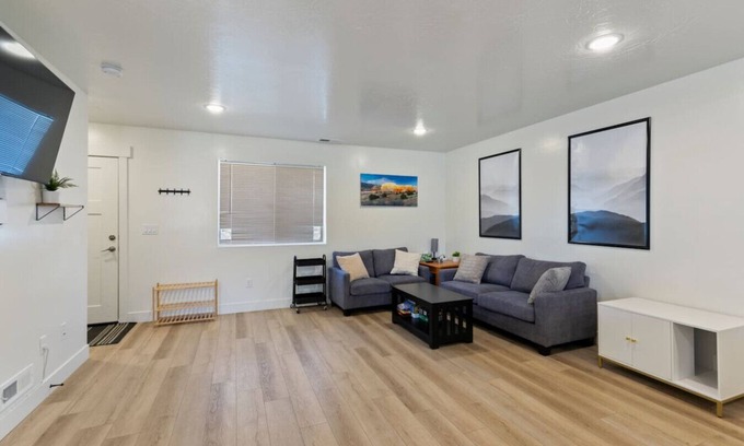 Cedar City Condo | 3BR Basecamp~Trails~Propane Grill & Pet Friendly