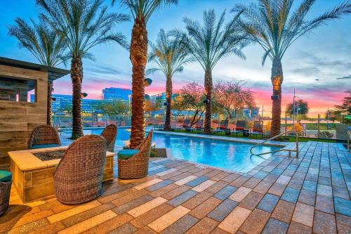 Tempe Apartment | 3BR Modern Cozysuites Town Lake Waterfront 2&3