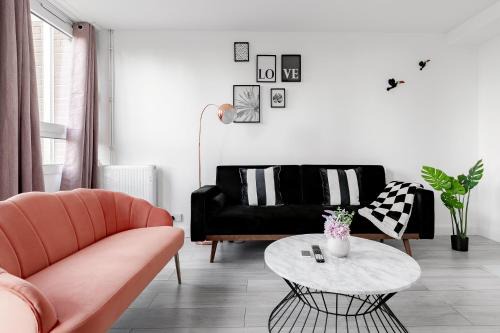 Lansbury Apartment | 3BR Off A13 , Sleeps 6, 2mins to Langdon DLR,Free Parking