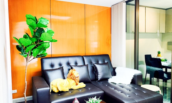 Phra Khanong Nuea House | 3min from BTS, Family Friendly, 3BR, cozy & Fashionable house