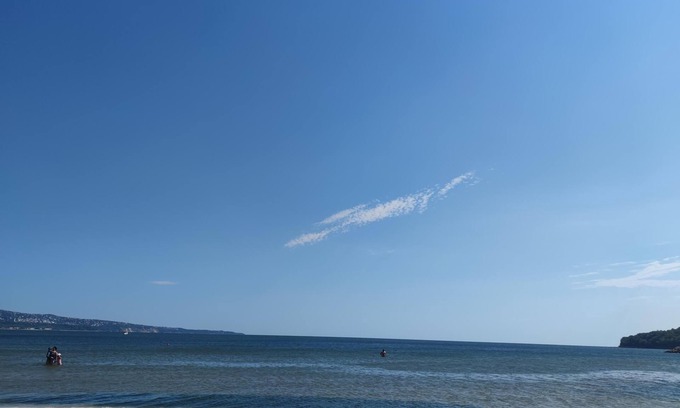 Varna Apartment | 3room. Apartment in Varna South Bay Residense, pool in the complex, beach 50m.