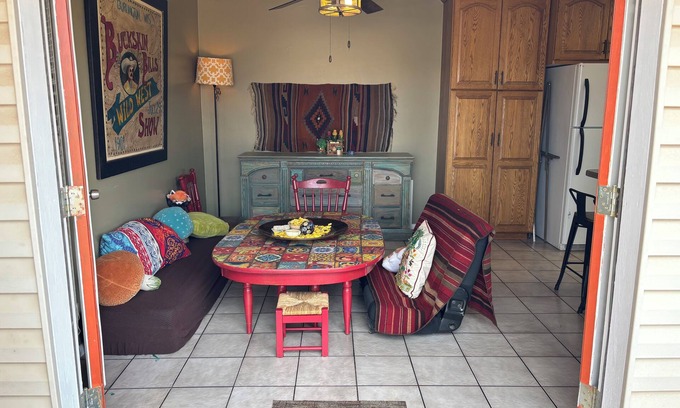 Torrey Apartment | #4 Artsy and Spacious Home in the Heart of Utah