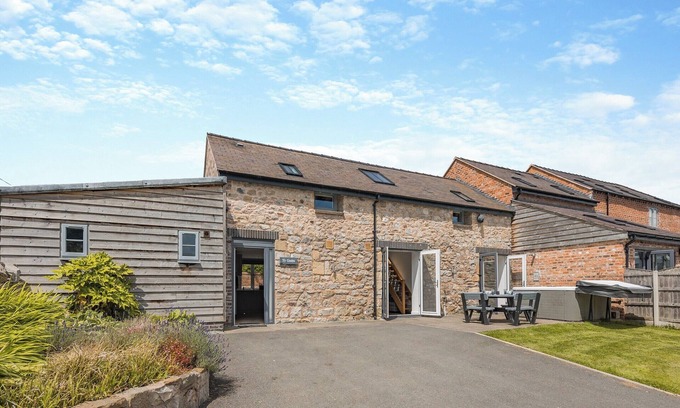 Trevor Cottage | 4 bedroom accommodation in Trevor, near Llangollen