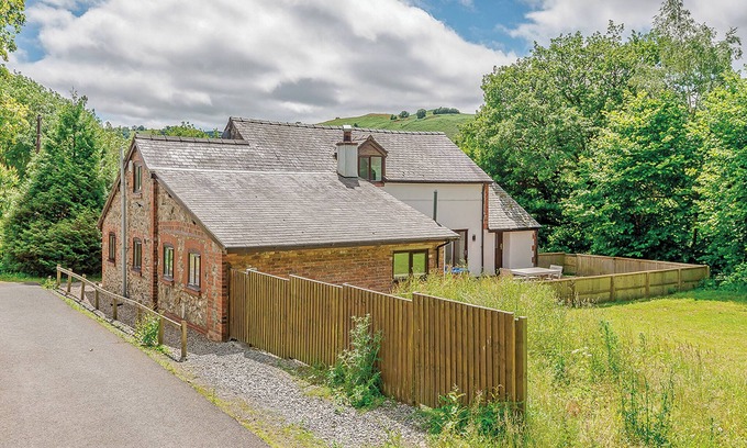 Llangollen Cottage | 4 bedroom accommodation in Llangollen
