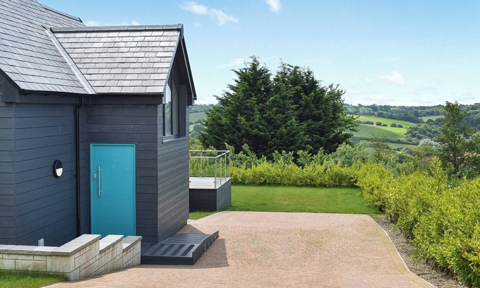 Newport East Cottage | 4 bedroom accommodation in Newport