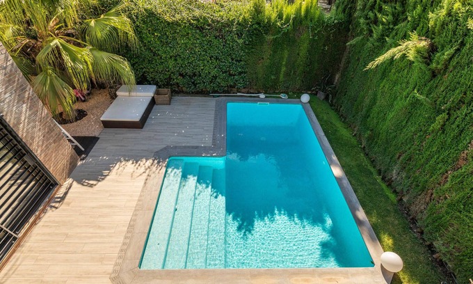 Cabrils House | 4 bedroom accommodation in Cabrils