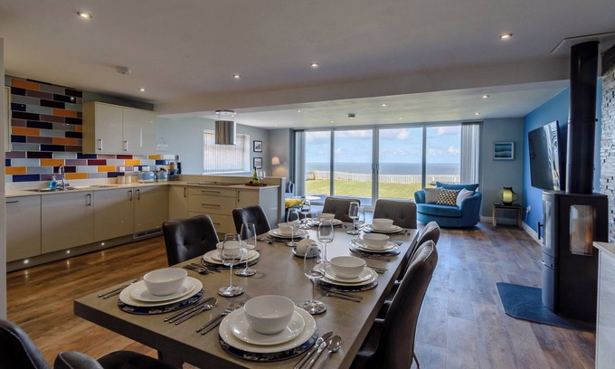 Reighton Cottage | 4 bedroom accommodation in Reighton Gap, near Filey