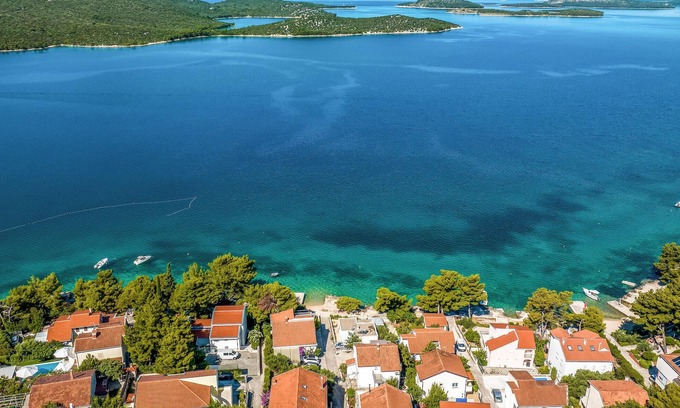 Zaboric House | 4 bedroom amazing home in Zaboric