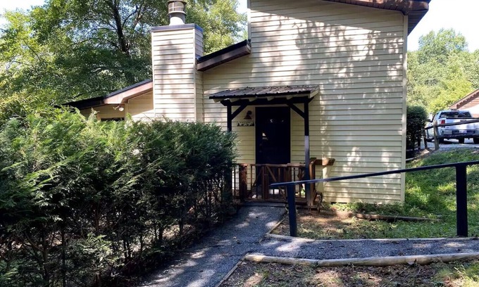 Indian Rock Springs Cabin | 4-bedroom cabin in tranquil Murphy with WiFi, AC, and Hot tub