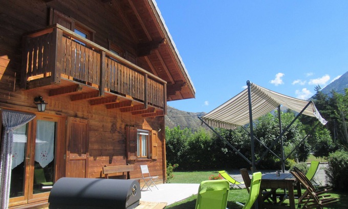 Ancelle Ski Chalet | 4-bedroom chalet in the mountains, Ancelle on the edge of the Parc des Ecrins