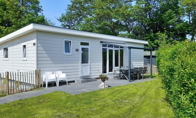 Heinkenszand House | 4 bedroom cozy home in Heinkenszand