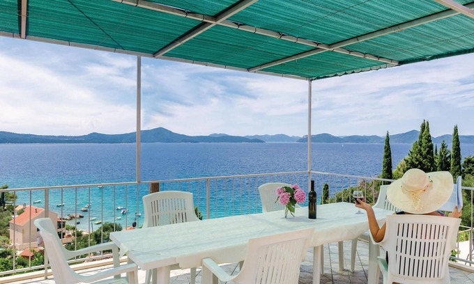 Krucica House | 4 bedroom cozy home in Slano