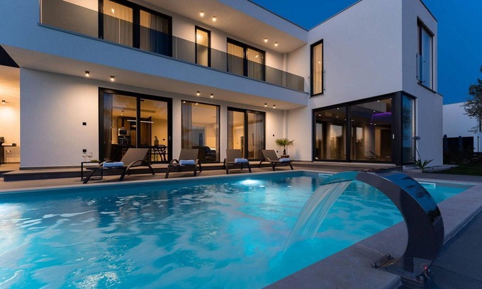 Tar-Vabriga House | 4 bedroom gorgeous home in Tar-Vabriga