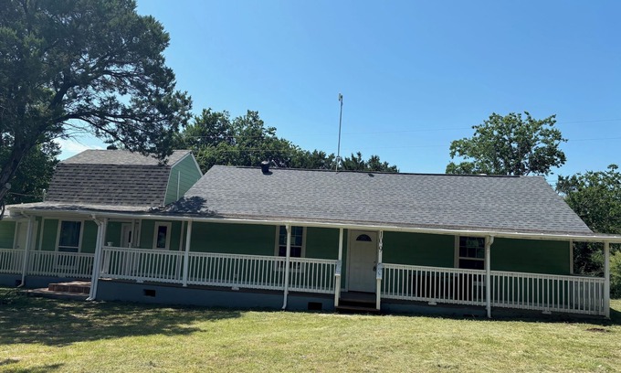 Lake Whitney House | 4-bedroom house in charming Whitney with WiFi, AC. Book now