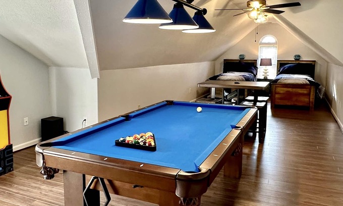 Lexington House | 4 Bedroom House with Game Room
