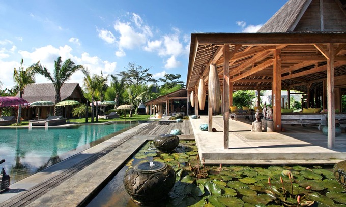 Umalas Villa | 4 Bedroom Kayu Villa - 3000 Sqm